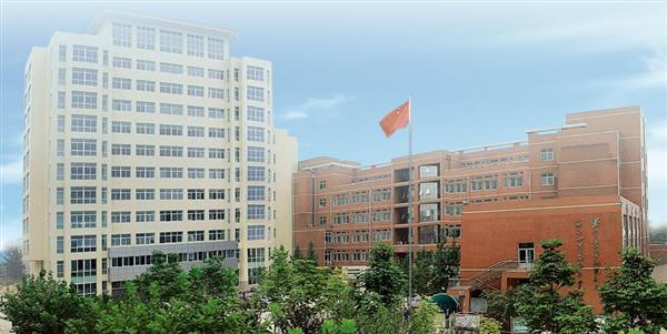 保定市理工中等專業學校教學設施完善嗎？
