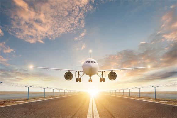 攝圖網_400282264_飛機降落場景（企業商用）