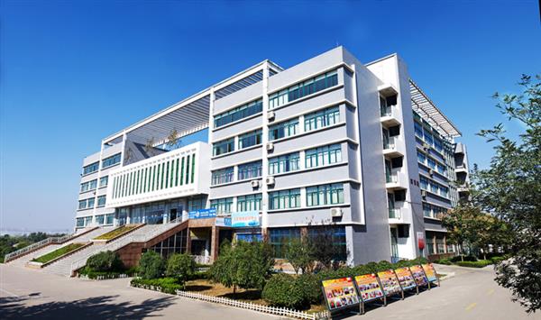  濰坊商業(yè)學(xué)校升學(xué)與就業(yè)途徑是什么？