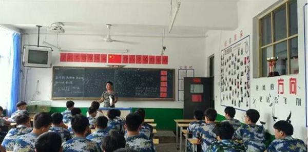 承德騰飛職業技術專修學院的一天——7月26日