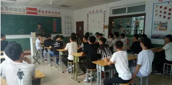 承德騰飛職業技術專修學院的一天——7月26日