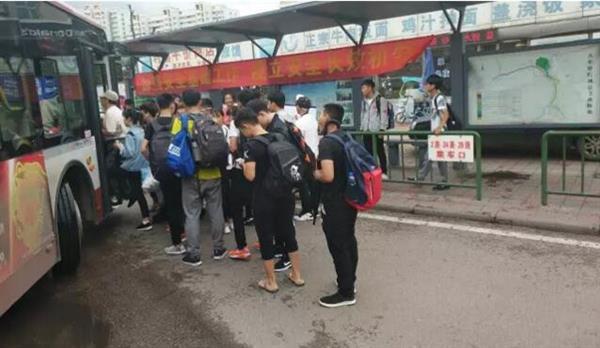 承德騰飛職業技術專修學院的一天——7月26日